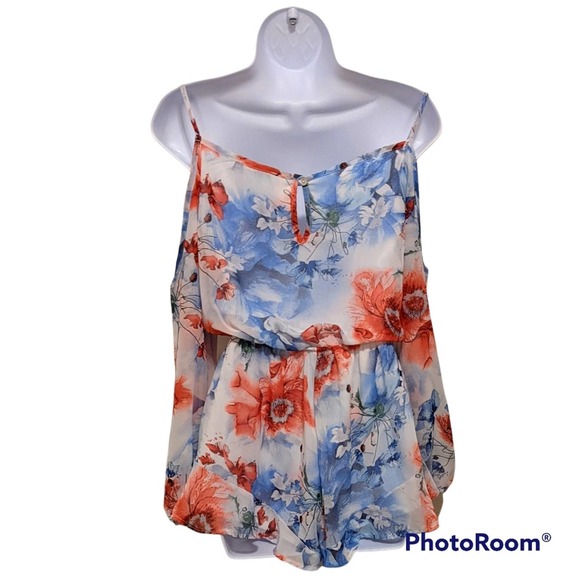 Peach Love California Floral Shorts Romper Size Small - Picture 2 of 4